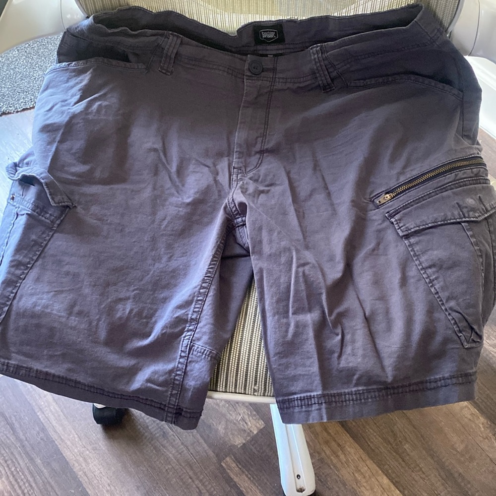 Brand new berkely jensen shorts, gray, 38W.